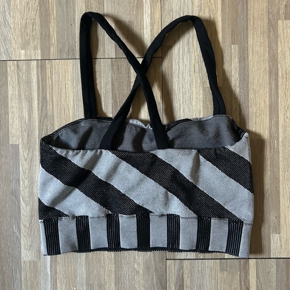 FP Movement Sport Bra Black/Gray Size XS/S - Picture 3 of 4